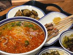 -云阿蛮云南生烫牛肉米线(奉贤路店)