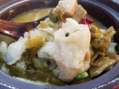 -周鱼小馆石锅酸菜鱼(活力汇店)