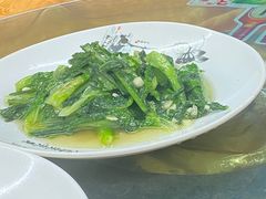 自种青菜-梅姐海鲜餐厅(水头海鲜街店)