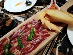 -1886德国汽车餐厅(外滩十六铺码头店)