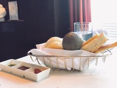 餐前面包-北京金融街丽思卡尔顿酒店·意味轩 Cepe