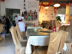 大堂-宣威年猪饭·二十年云南家常菜·特色小炒肉(金碧店)