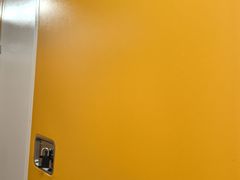 -安东易迷你自助仓储寄存仓库(顾戴路店)