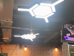 -云晓光头烧烤吧(德平路店)