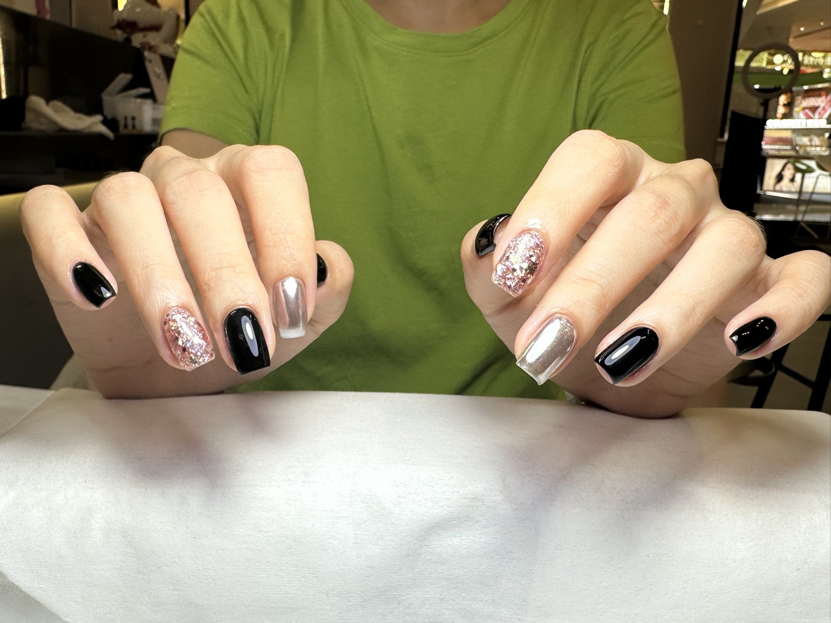 绝绝子跳跳色美甲