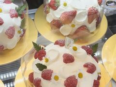 -花花卷卷·鲜食蛋糕(静安久光百货店)