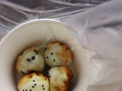 -香山胡记吴江路生煎(灵山路店)