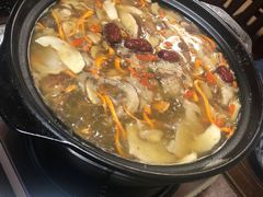 -阿鹏故事云南野生菌火锅(人民路店)