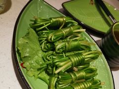 -一叶一世界·素食餐厅(锦华万达店)