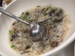 -新丁香海鲜酒店(银海商贸城店)