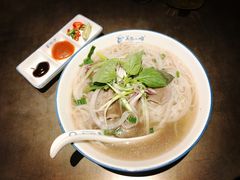 -美奈小馆·越南料理(中航城君尚购物中心店)