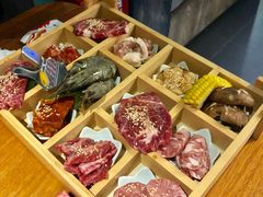 -肉魁屋·烧肉·烧鸟·酒场(高新店)