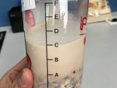 -沪上阿姨鲜果茶(世茂广场宽厚里店)