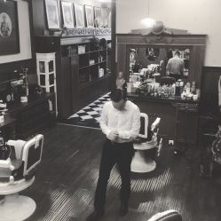 -TWOFACE双面理发馆