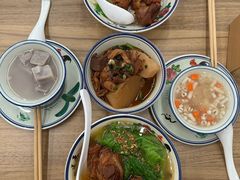-龍囍粤·顺德小吃·煲仔饭(安定门店)