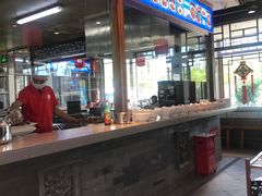 -亿诣蝎府炸酱面羊蝎子火锅(酷车小镇店)