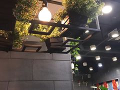 -愉肴麻辣香锅(中山路店)