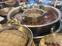 -邓莽子老火锅(中兴路总店)