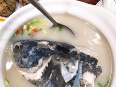 -万佛湖许老大铁锅鱼(黑金冠店)