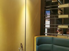 -野山舂·贵州现舂酸汤牛肉(民生路店)