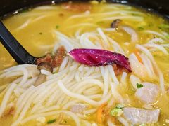 -桥香园过桥米线(国贸店)