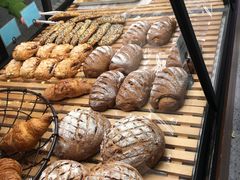 -Dough&Joe团憩(瑞虹天地月亮湾店)