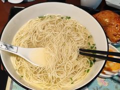 -百年老字号·观振兴蟹黄面·三虾面·苏式面(观前街富仁坊巷店)