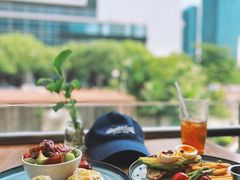 牛油果培根水波蛋-bluefrog蓝蛙(皇庭广场店)