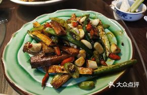Dry-Fried Yam and Okra