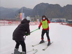 -荣盛康旅野三坡滑雪场