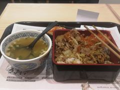 -吉野家(长沙五一广场IFS店)