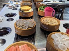 -龍歌自助小火锅(市北CBD万达店)