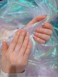 -悦指间美甲美睫