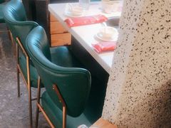 -三人行骨头王火锅(长寿店)