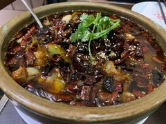 石锅麻辣牛蛙-有璟阁港式餐厅(国贸商城店)