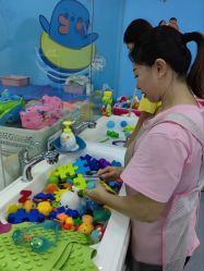 -熊小米专业儿童游泳馆