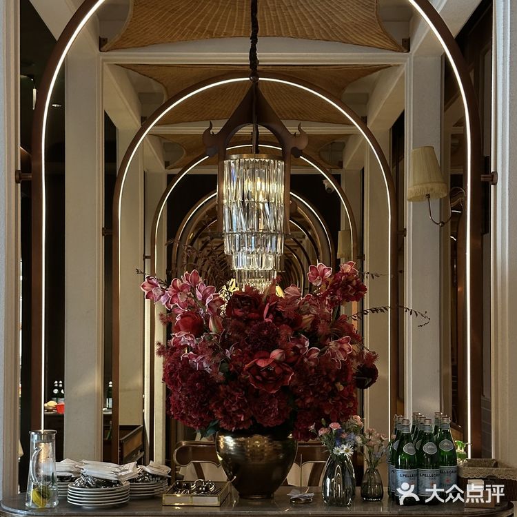 在深圳！！超有氛围感的漂亮饭！！
