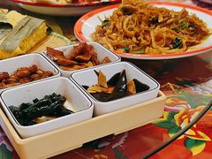 -闯关东东北农家菜(崂山石老人店)