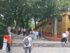 -灵岩山风景区