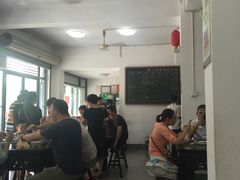大堂-张一品食府
