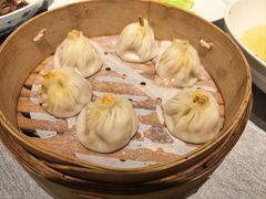 蟹粉小笼包-绿波廊(豫园店)