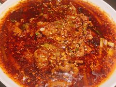 香辣水煮牛肉-小炳胜(卓悦中心店)