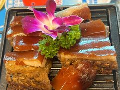 -文昌老街簸箕饭·烤乳猪(大东海店)