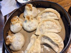 -穿越时尚餐厅(英武中路店)