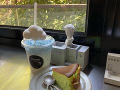 蓝天白云奶-CEMENT·coffee bar (凤凰创意园店)
