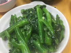 -兴记菜馆