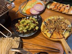 -合易泓烤肉·海肠捞饭(火车站店)