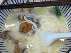 -鲜越鲜鱼粉(财富购物中心店)