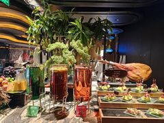 -雍容荟帝王蟹活龙虾展台自助(IFS黑金店)