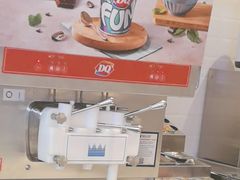 -DQ·蛋糕·冰淇淋(奥林匹克广场店)